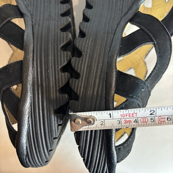 FLY LONDON Sz 37 Yadi 718 Black Strappy Open Toe Wedges Slip On Shoes - Picture 7 of 11